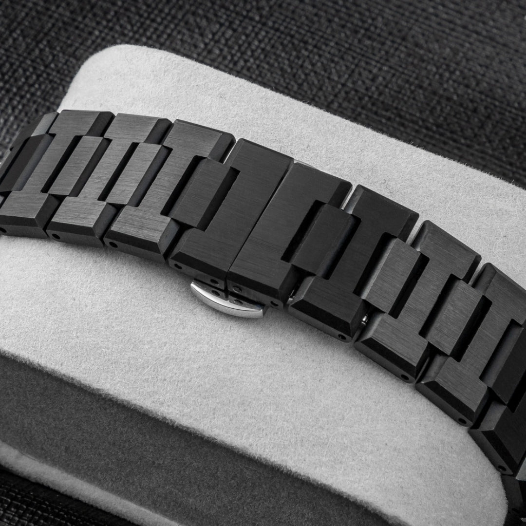 BLACK™ 41mm